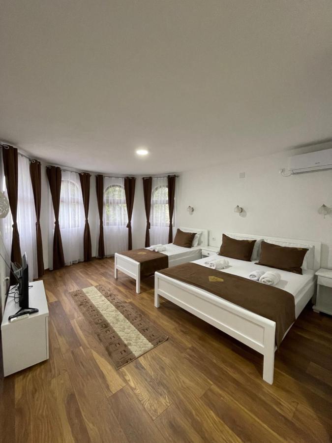 Hotel5E Plav Exterior foto